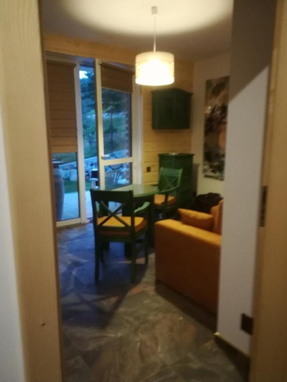 Posedenie v ubytovaní Apartament Zielony