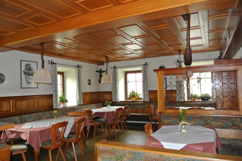 Restaurace v ubytování Haus Fischer Nassfeldblick