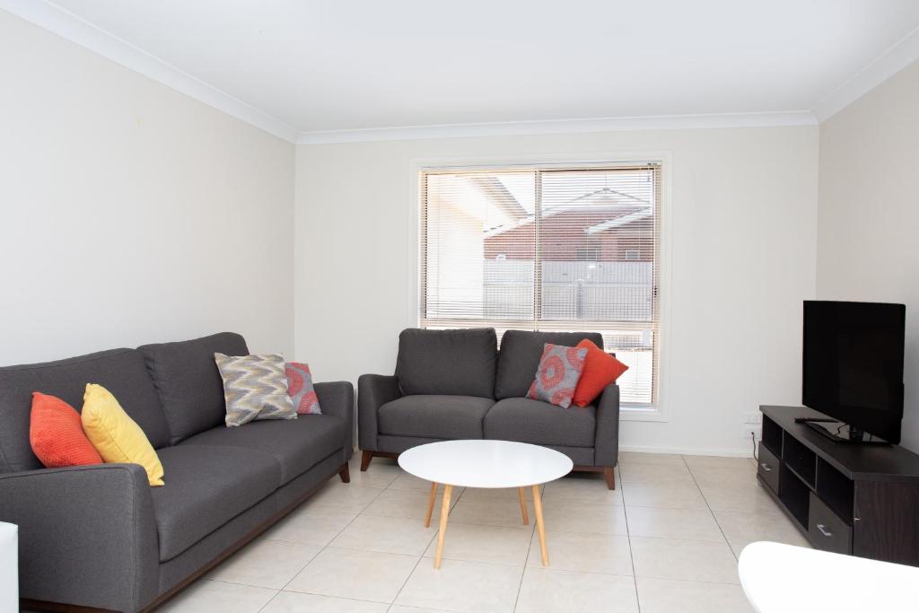 Lovely 3 Bed, 2 Bath in the City Centre - Casa De Vacaciones