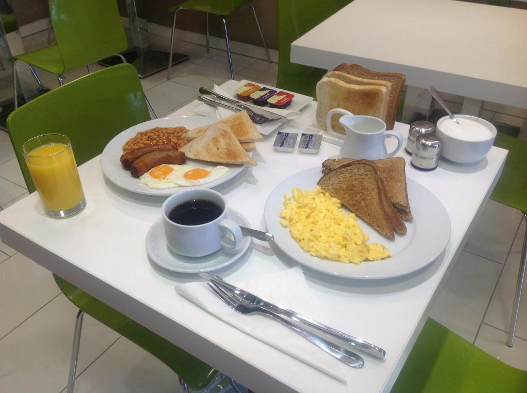 Prince Regent Hotel Excel London - Resim 9