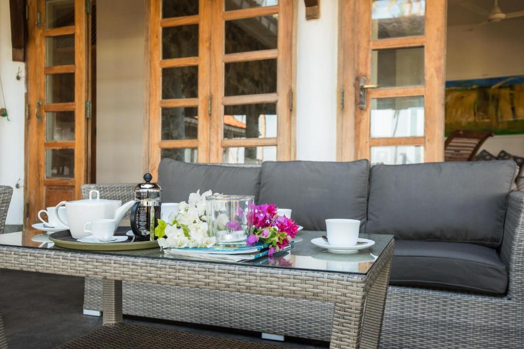 Posezení v ubytování Jetwing Kottukal Beach House