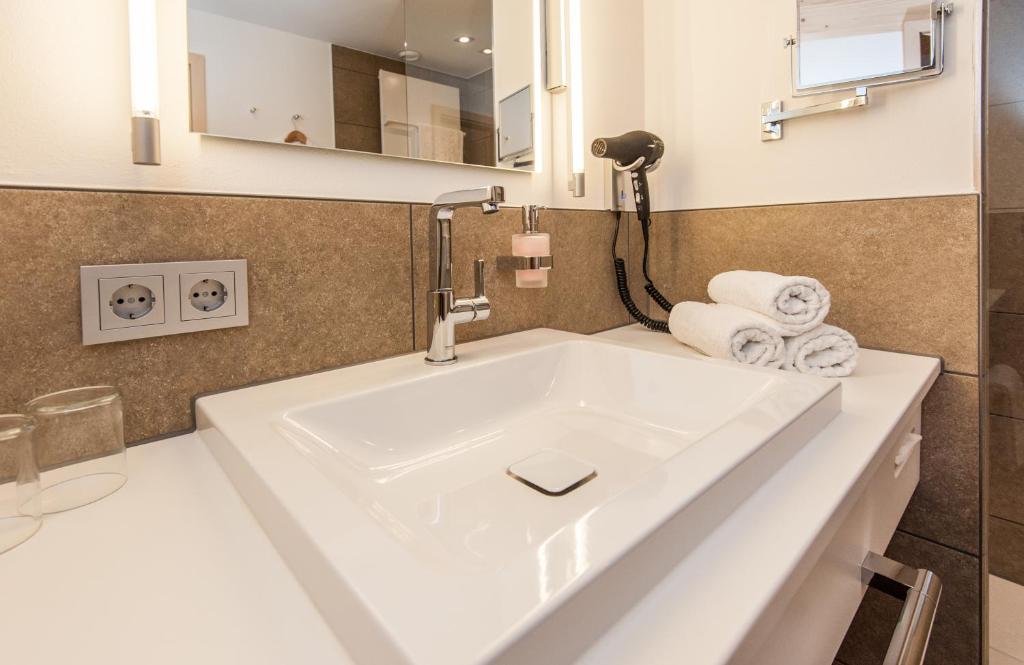 Koupelna v ubytování Albtalblick Ihr Wellness- & Wanderhotel