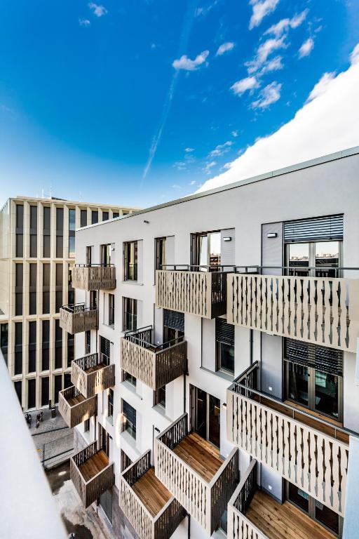 Best Western Plus Royal Suites - Resim 6