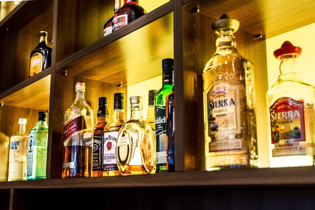 Best Western Plus Royal Suites - Resim 16