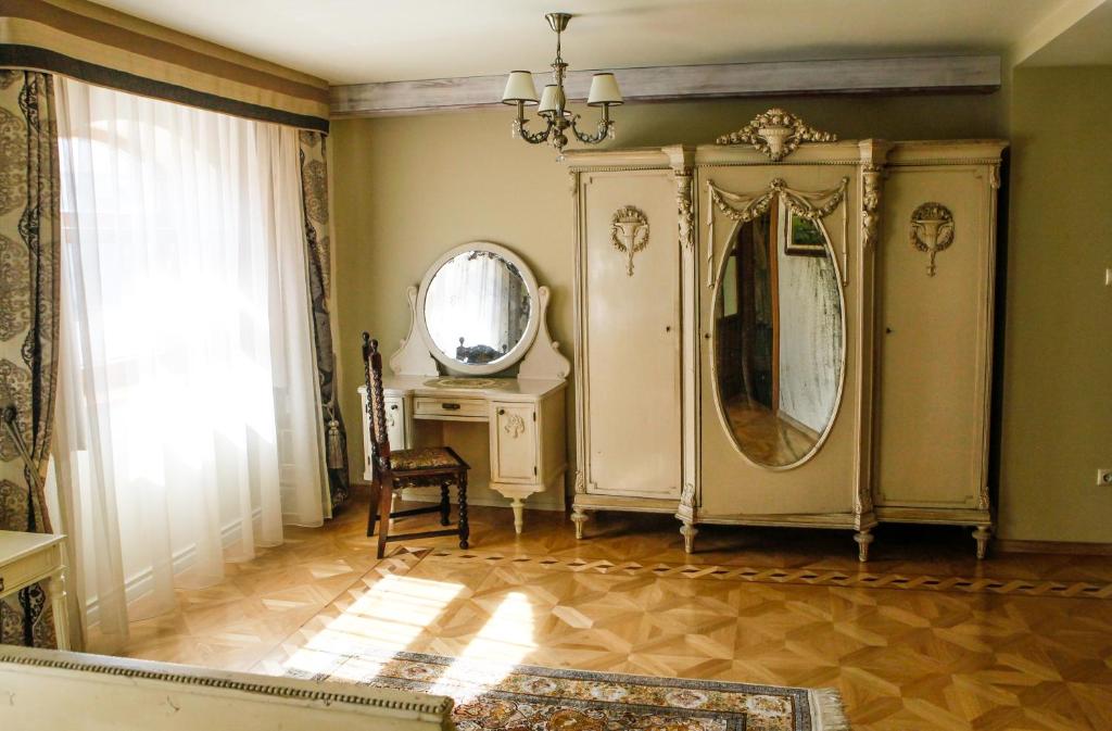 Hunor Hotel és Étterem - Habitación Doble Superior