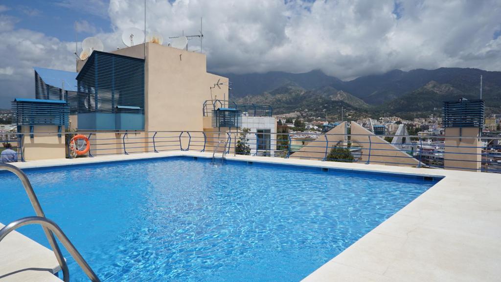 Apartment Amazing 10th Floor Views in Marbella Centre, Spain ...