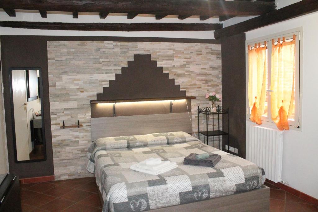 Katil atau katil-katil dalam bilik di La Soffitta