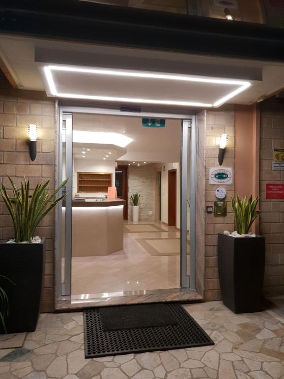 Vstupní hala nebo recepce v ubytování Hotel Rado