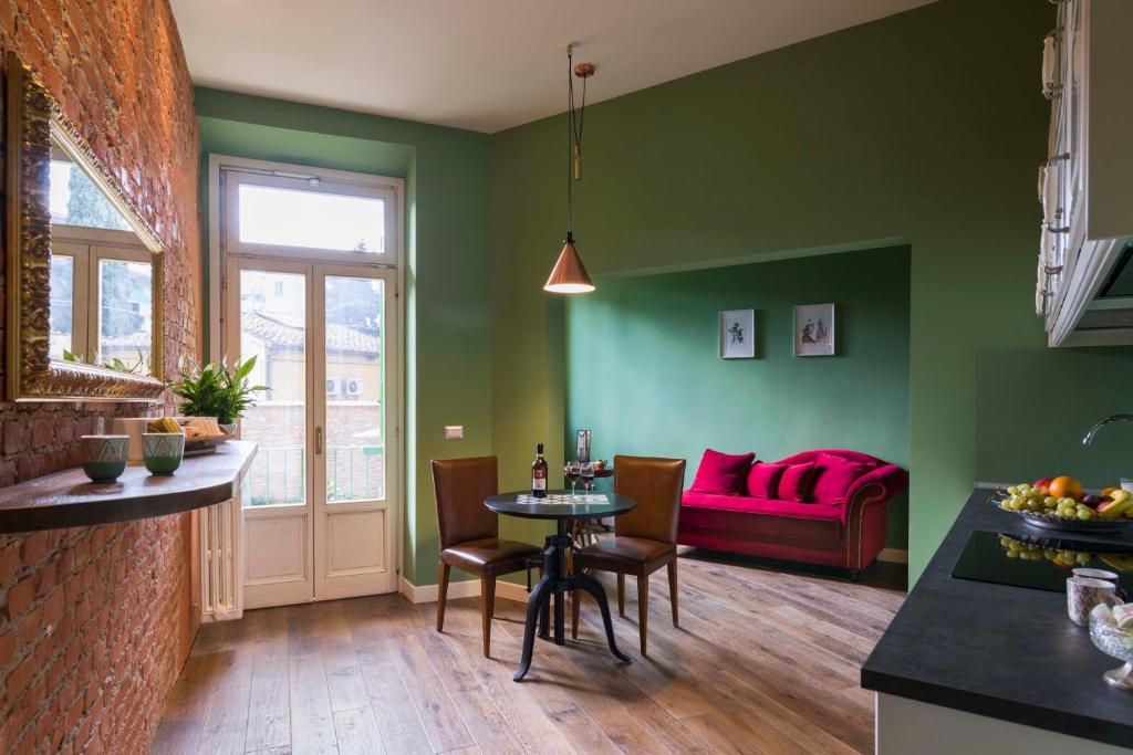 Posedenie v ubytovaní Frími Boutique Rooms b&b