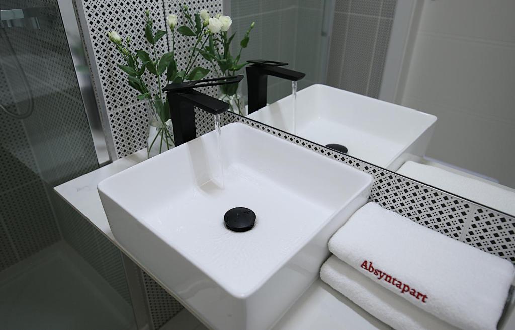 Kúpeľňa v ubytovaní Absyntapart - Bulwar Staromiejski