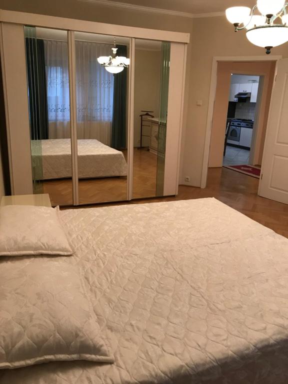 En eller flere senge i et værelse på Gábor Pál 1 Apartman 2 szoba