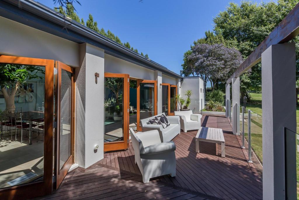 BOND ESTATE LUXURY ACCOMMODATION - Resim 18