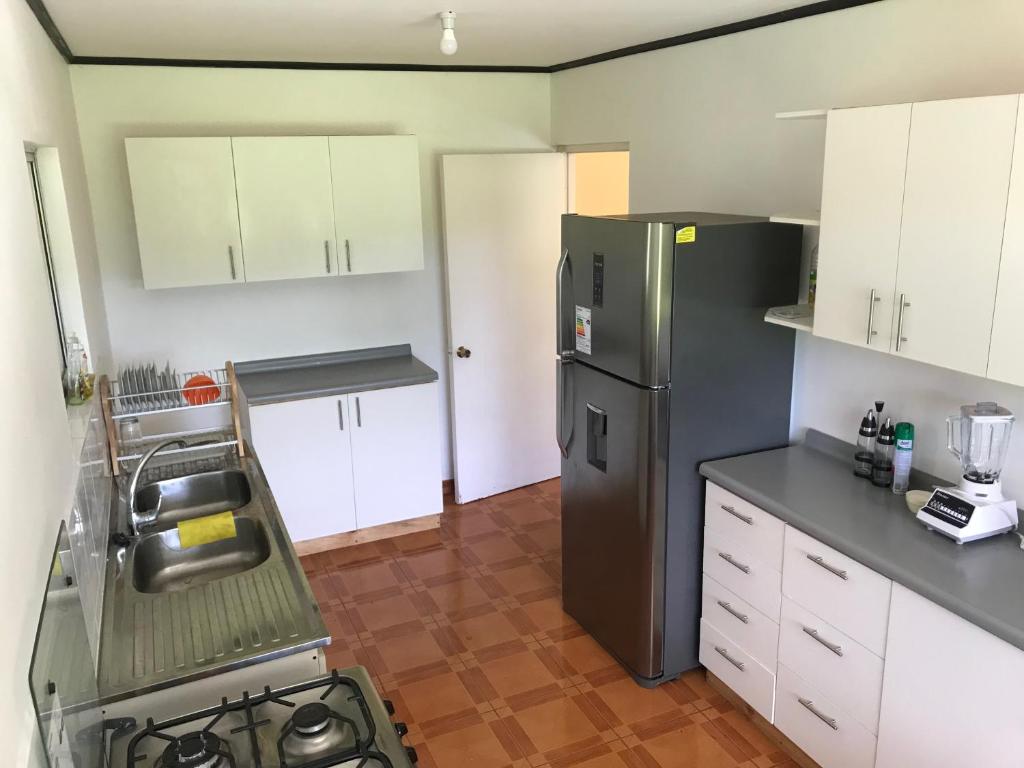 Cucina o angolo cottura di Cabañas Tautira