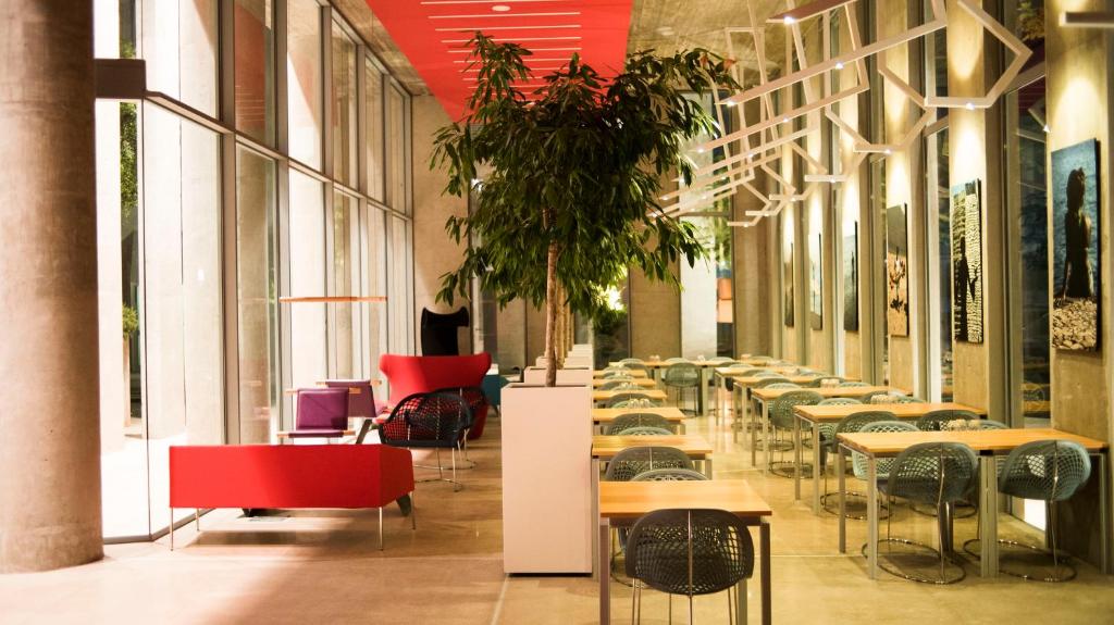 Posezení v ubytování Bossa Nova Beirut Hotel