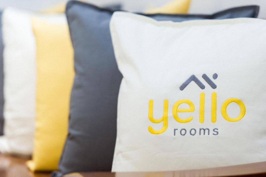 Certifikát, hodnocení, plakát nebo jiný dokument vystavený v ubytování Yello Rooms Hotel Victory Monument