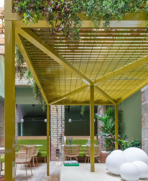 Whitworth Locke - Resim 12