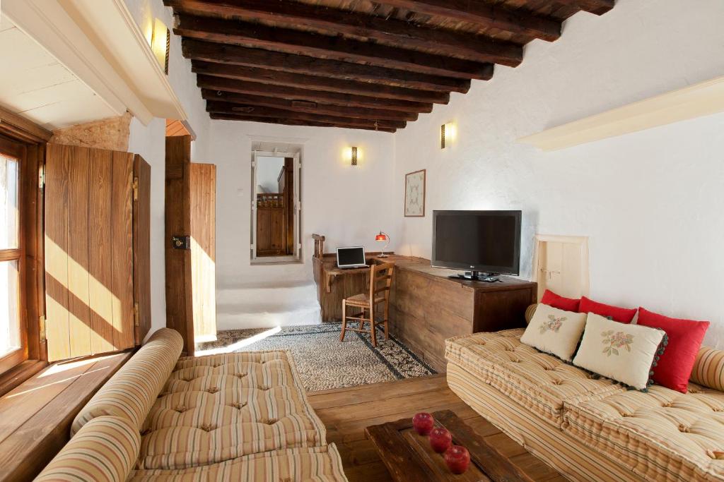 TV a/nebo společenská místnost v ubytování CasaLindos Cottage
