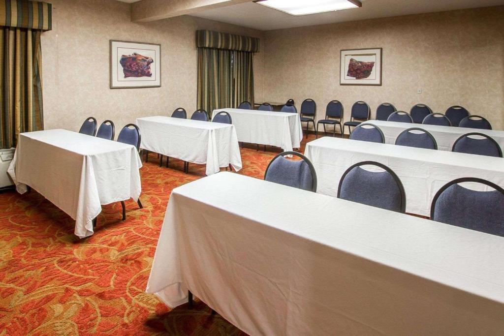 Konferenční prostory v ubytování Comfort Inn I-10 West at 51st Ave