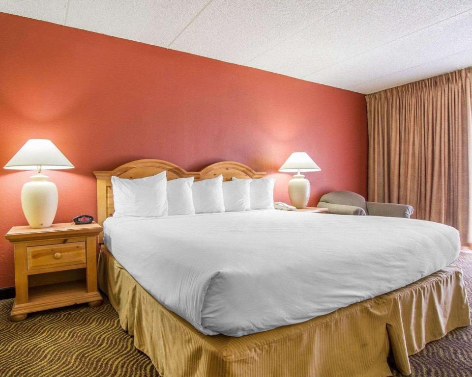 Quality Inn Payson - Deluxe King Room With Patio - Non-Smoking