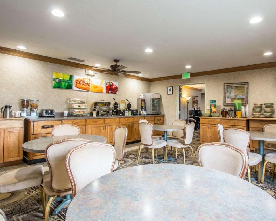 Quality Suites San Diego Otay Mesa photo