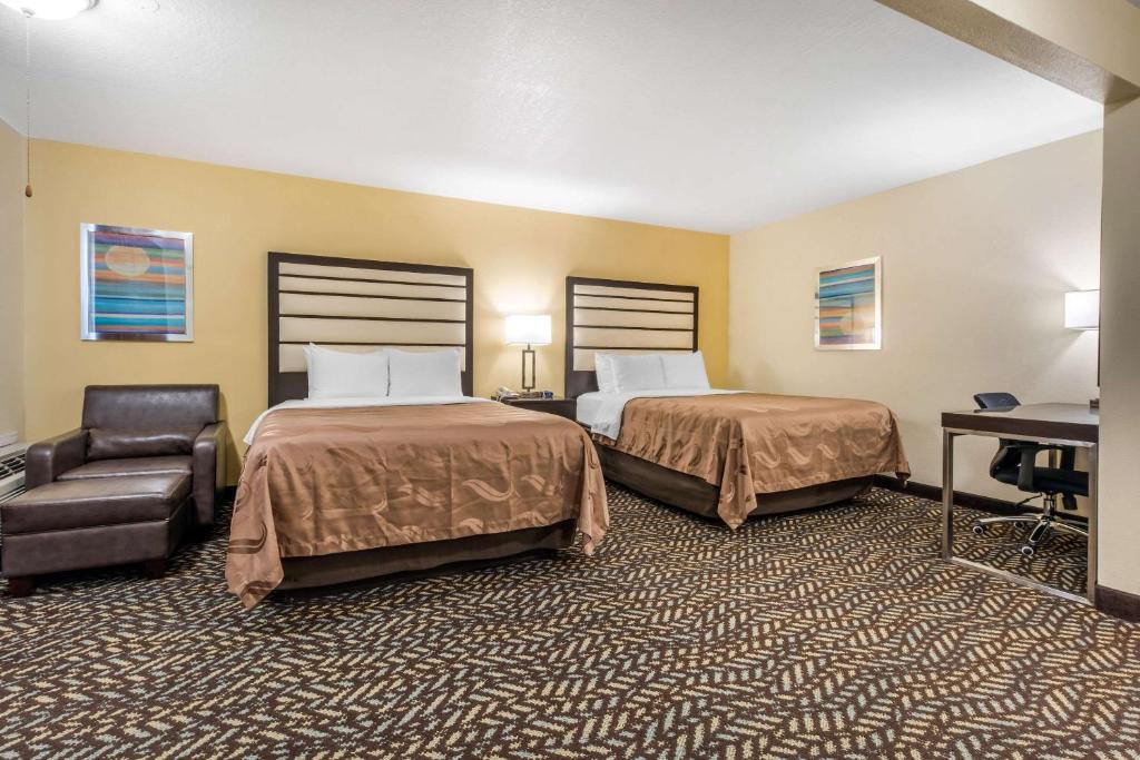 Quality Inn & Suites Capitola By the Sea photo
