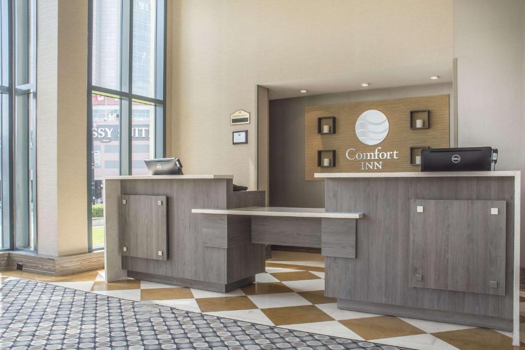 Comfort Inn Fallsview - Resim 4