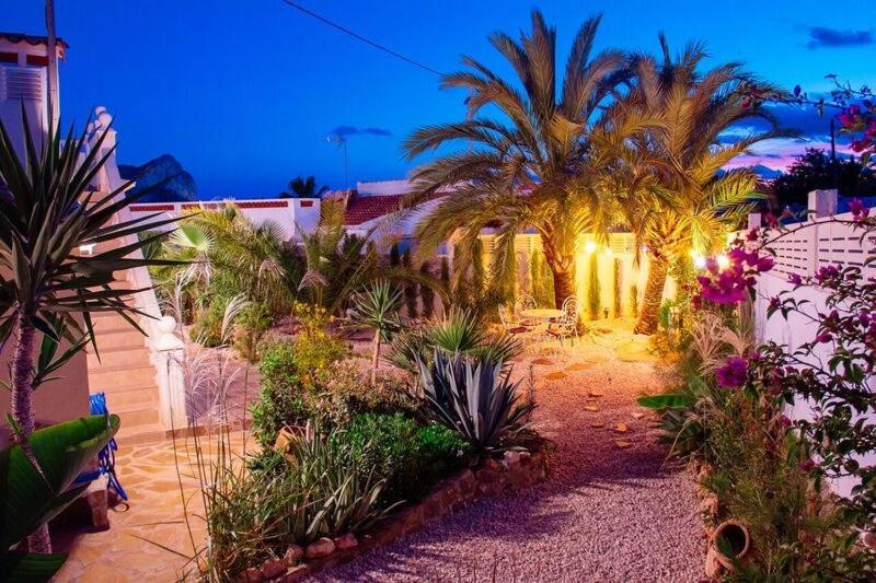 Villa HAYAHAY with PRIVATE POOL & Amazing view, Calpe ...