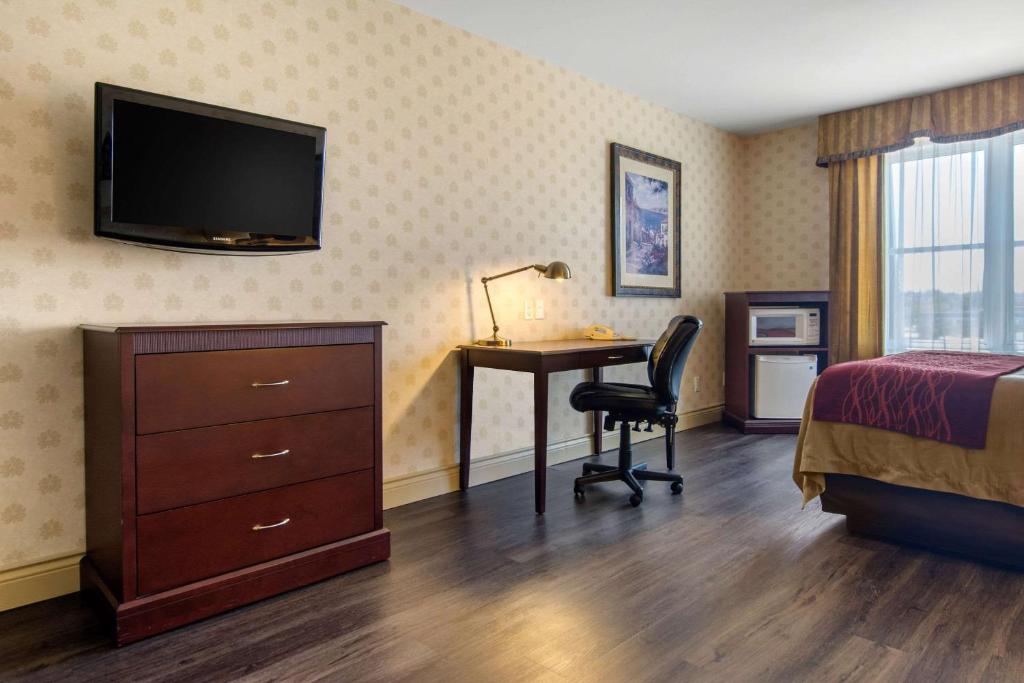 Comfort Inn & Suites - Reine Room - Accès Aux Invalidité / Non-fumeur