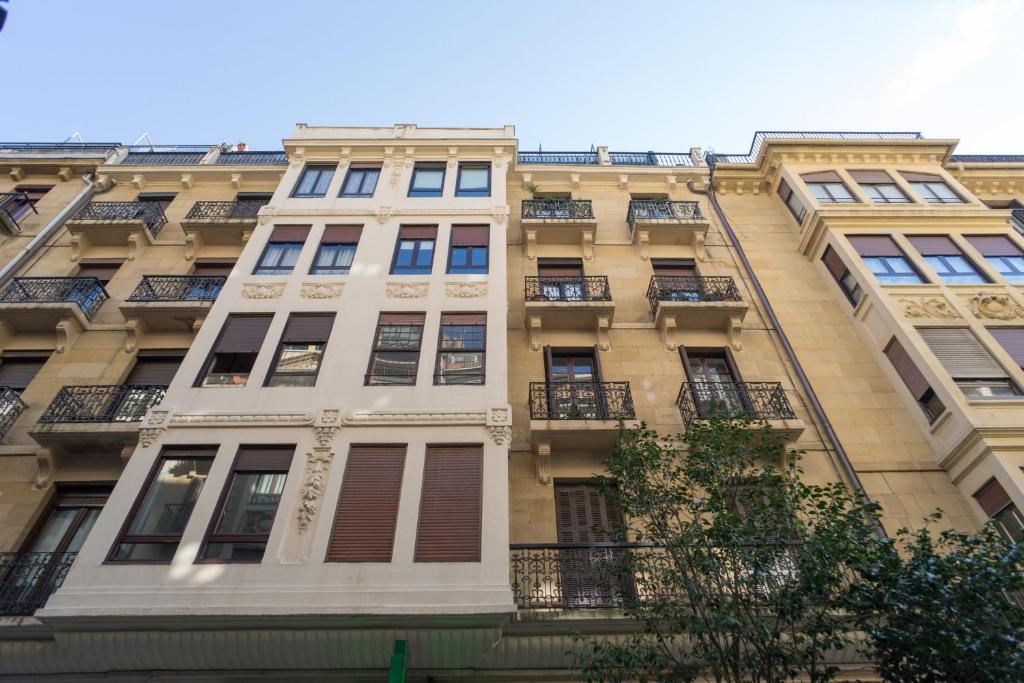 The building in which Az apartmant is located