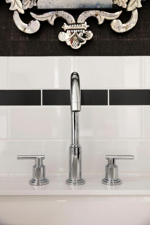 Continental Hotel - 5