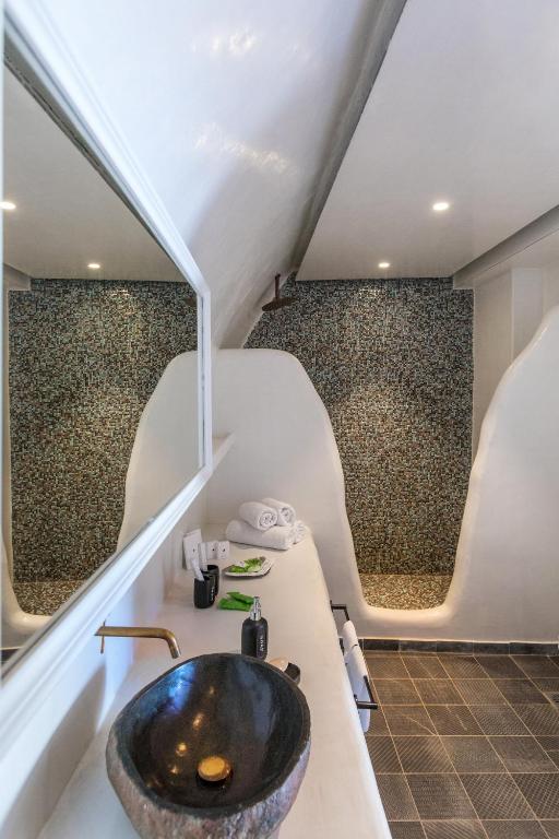 Foto Oias asuva majutusasutuse Secret Legend Suites galeriist