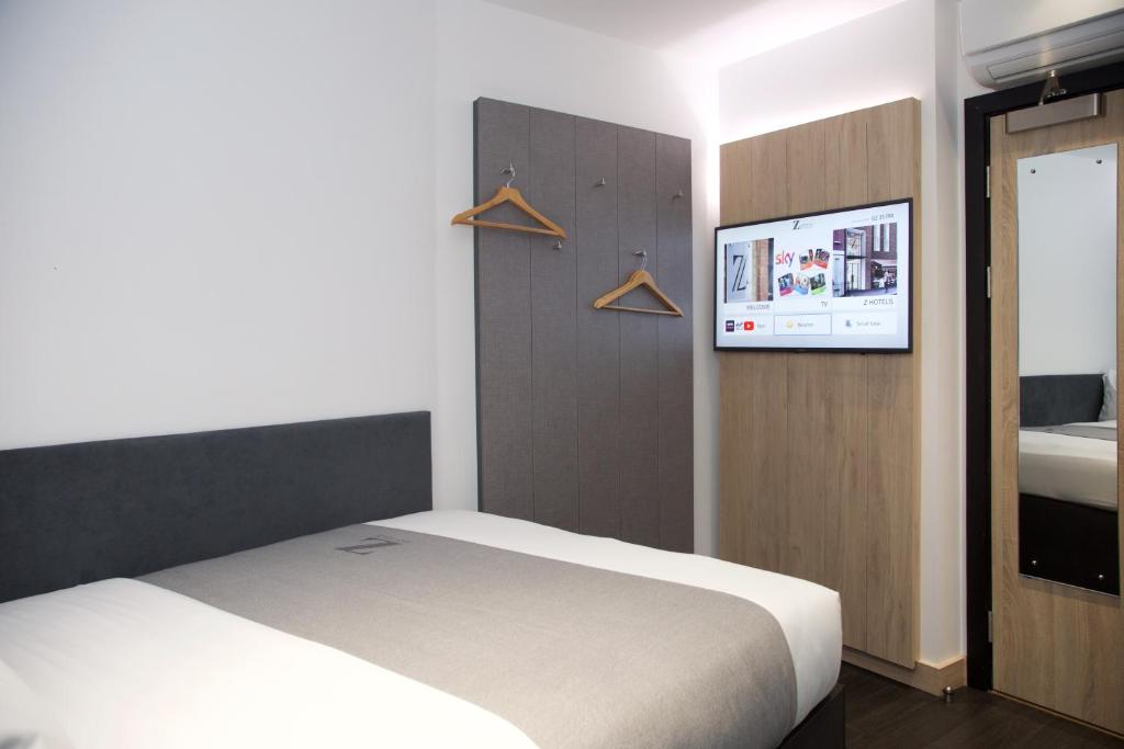 
Accessible Queen Room - No Window
