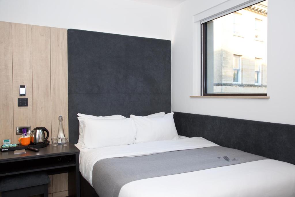 The Z Hotel Bath - Resim 9