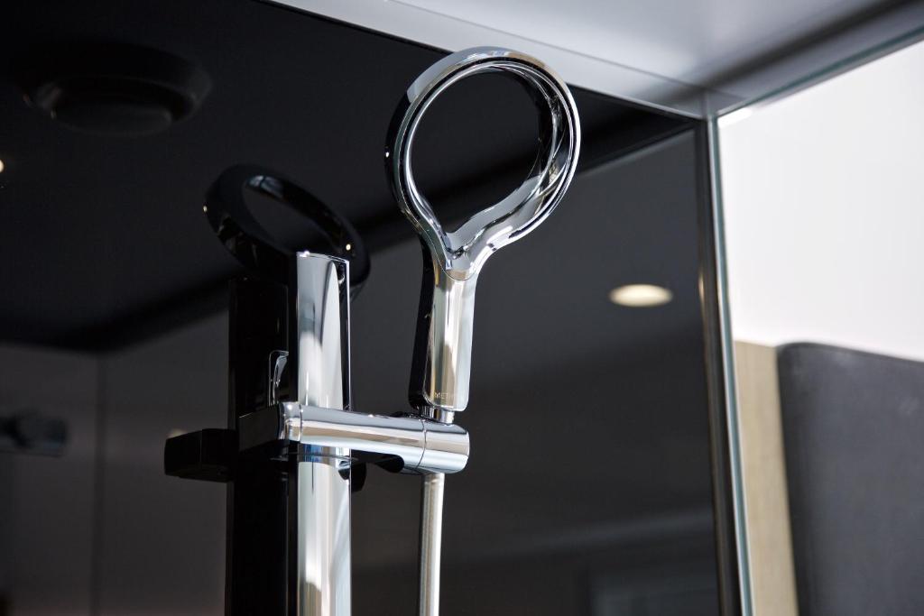 The Z Hotel Bath - Resim 32