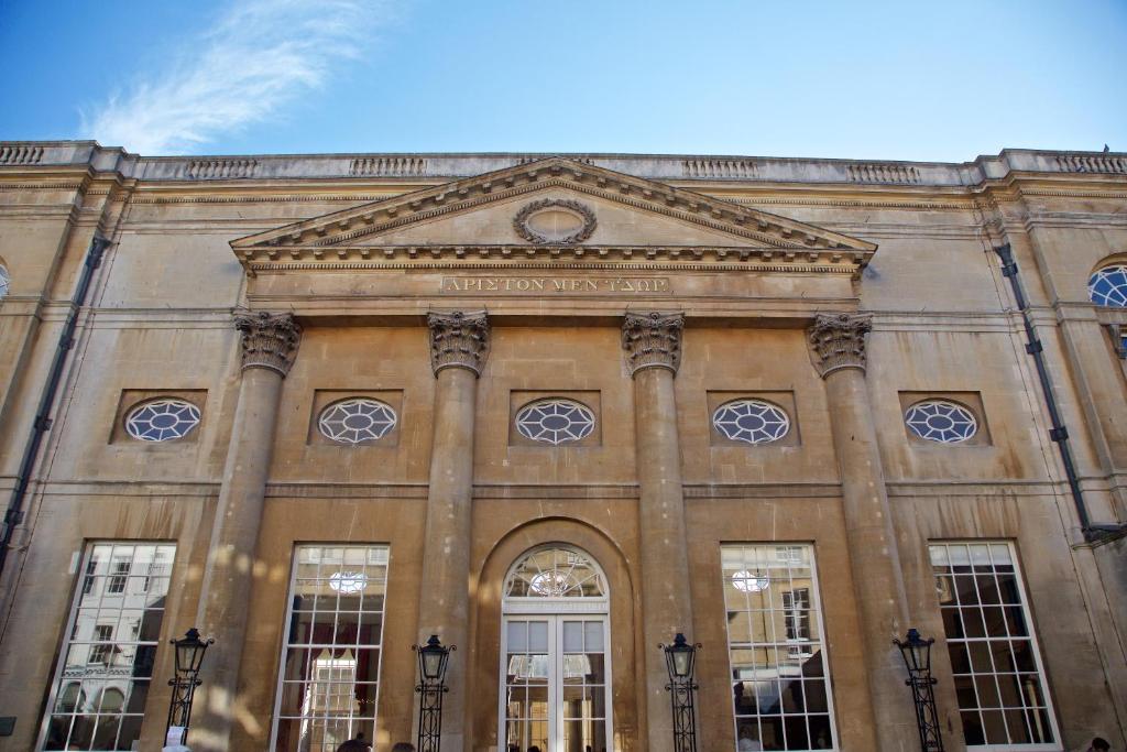 The Z Hotel Bath - Resim 16