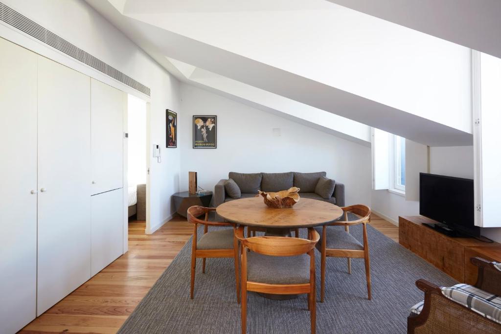 Downtown Colosseum Apartments - 