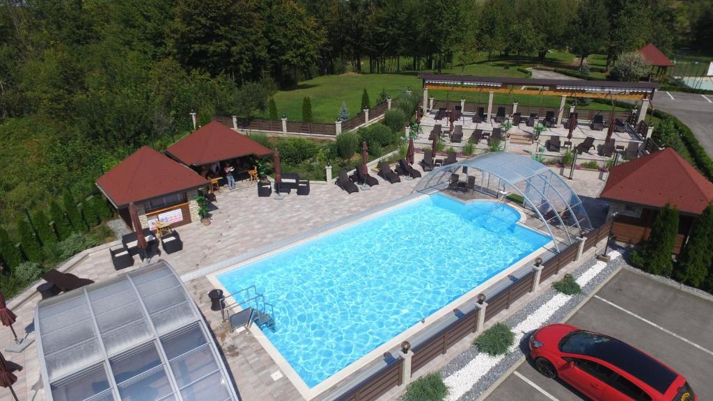 SEDRA Holiday Resort-Adults Only-Bed & Breakfastの敷地内または近くにあるプール