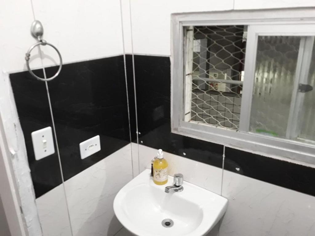  Apartamento 1 dormitório Frente ao Mar Praia Grande