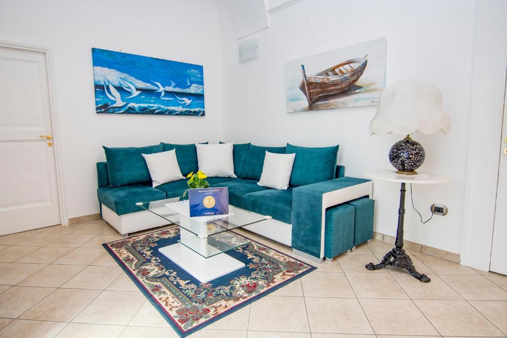 A seating area at Casa Ester