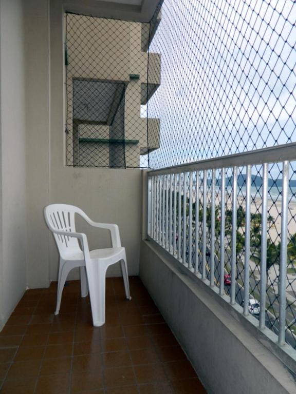  Apto Jóia 3 dormitórios - Frente para o mar - Praia Grande