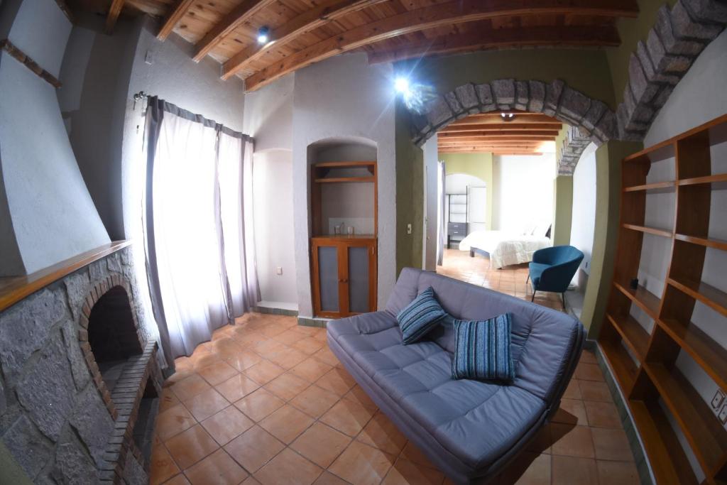 The House of Cinema - Suite With Mountain View