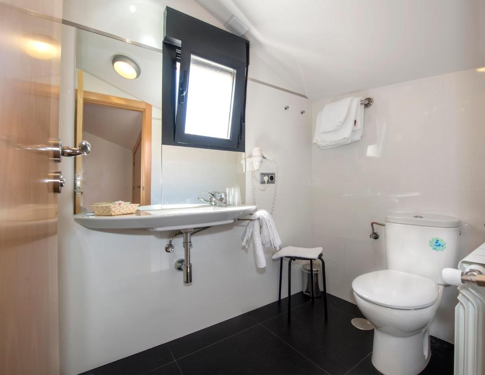 Hotel Puerta de la Santa - 18