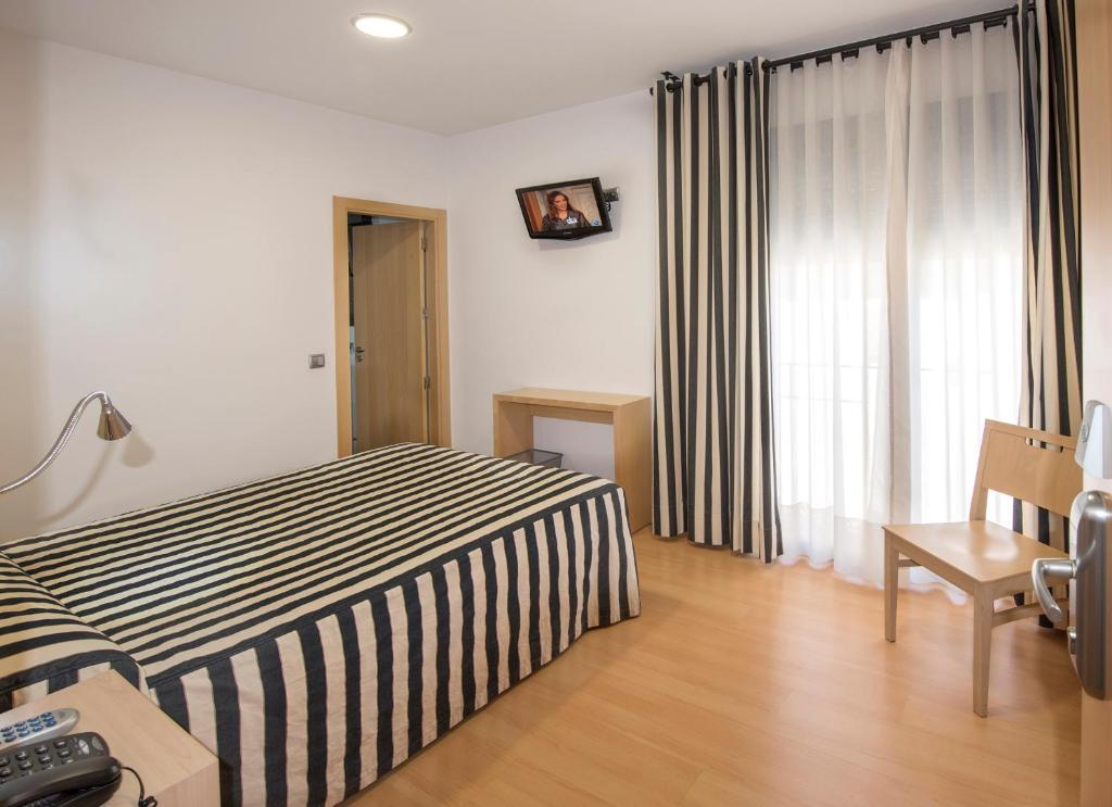 Hotel Puerta de la Santa - 7