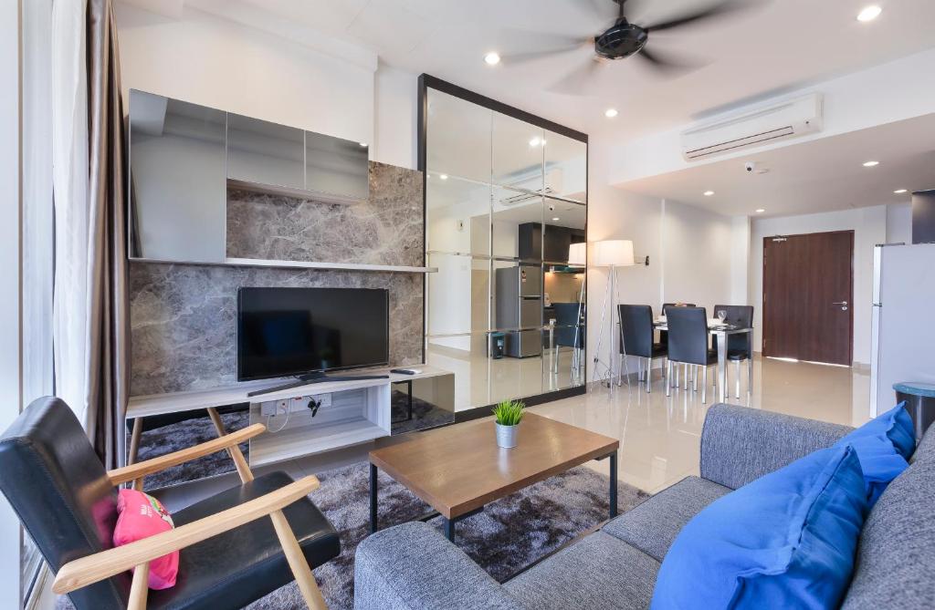 HostaHome Suites at Encorp Marina, mins to Legoland Malaysia - Apartamento Con Balcón Ancho