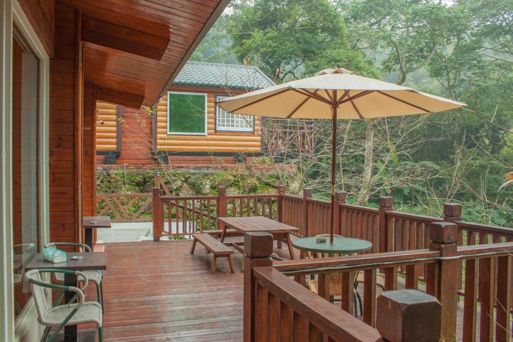 Balkón nebo terasa v ubytování Xitou Star Homestay