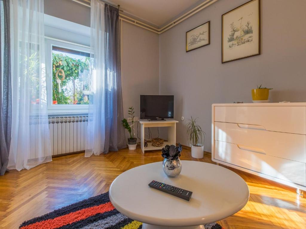 TV a/nebo společenská místnost v ubytování House Barbara