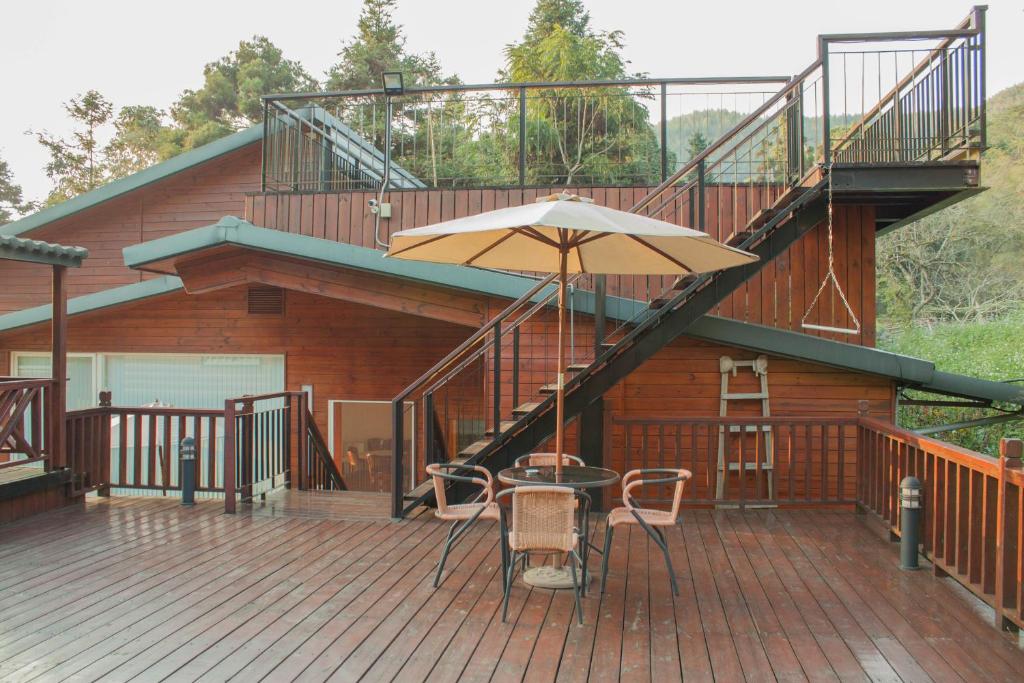 Balkón nebo terasa v ubytování Xitou Star Homestay