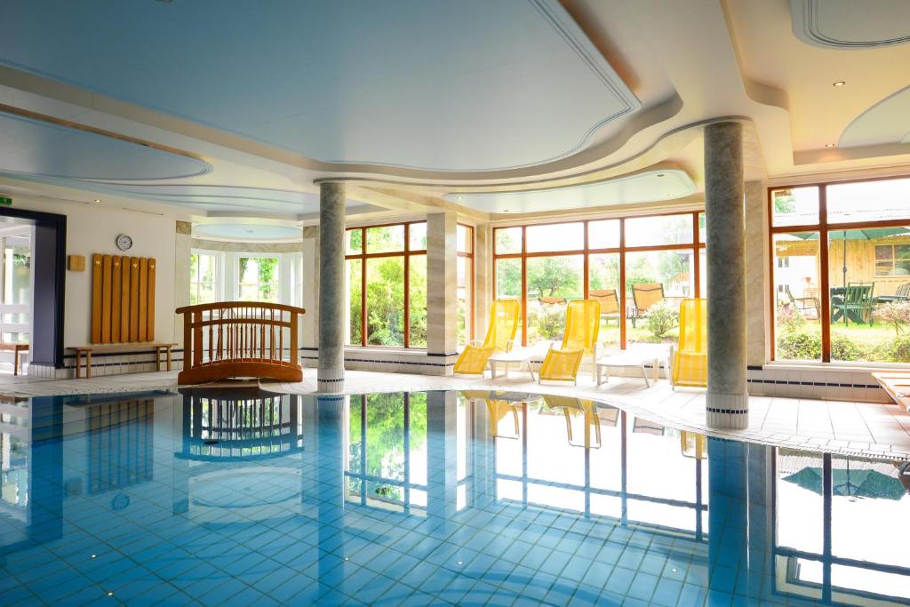 Bazén v ubytování Hotel Kogler nebo v jeho okolí