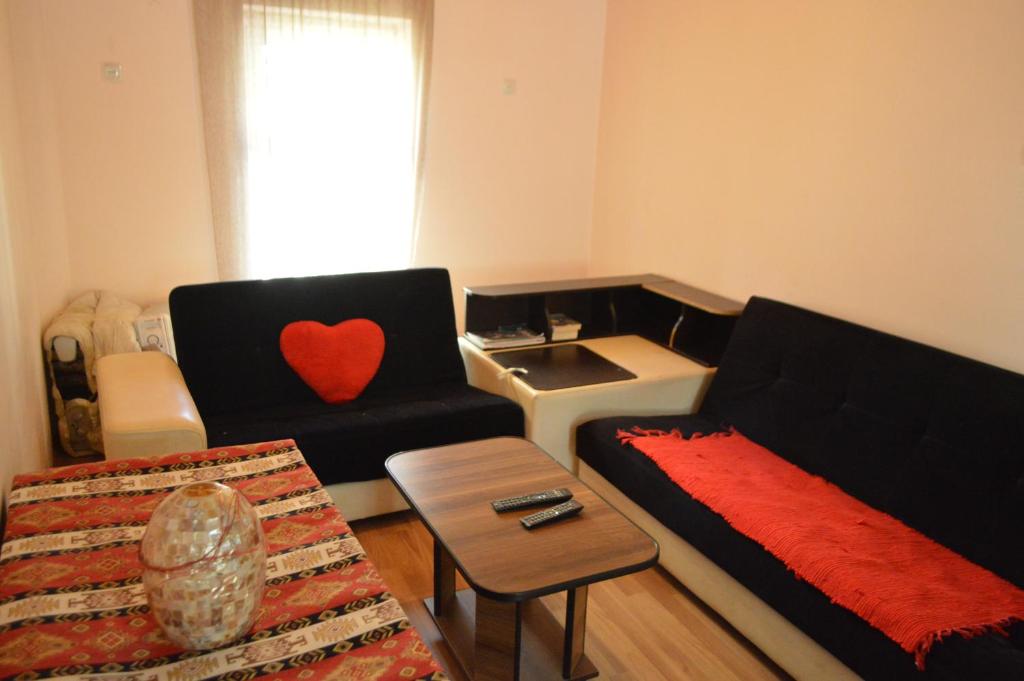 Et opholdsområde på Lomari's Guest House