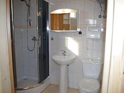 Łazienka w obiekcie Ferienhäuser mit Pool